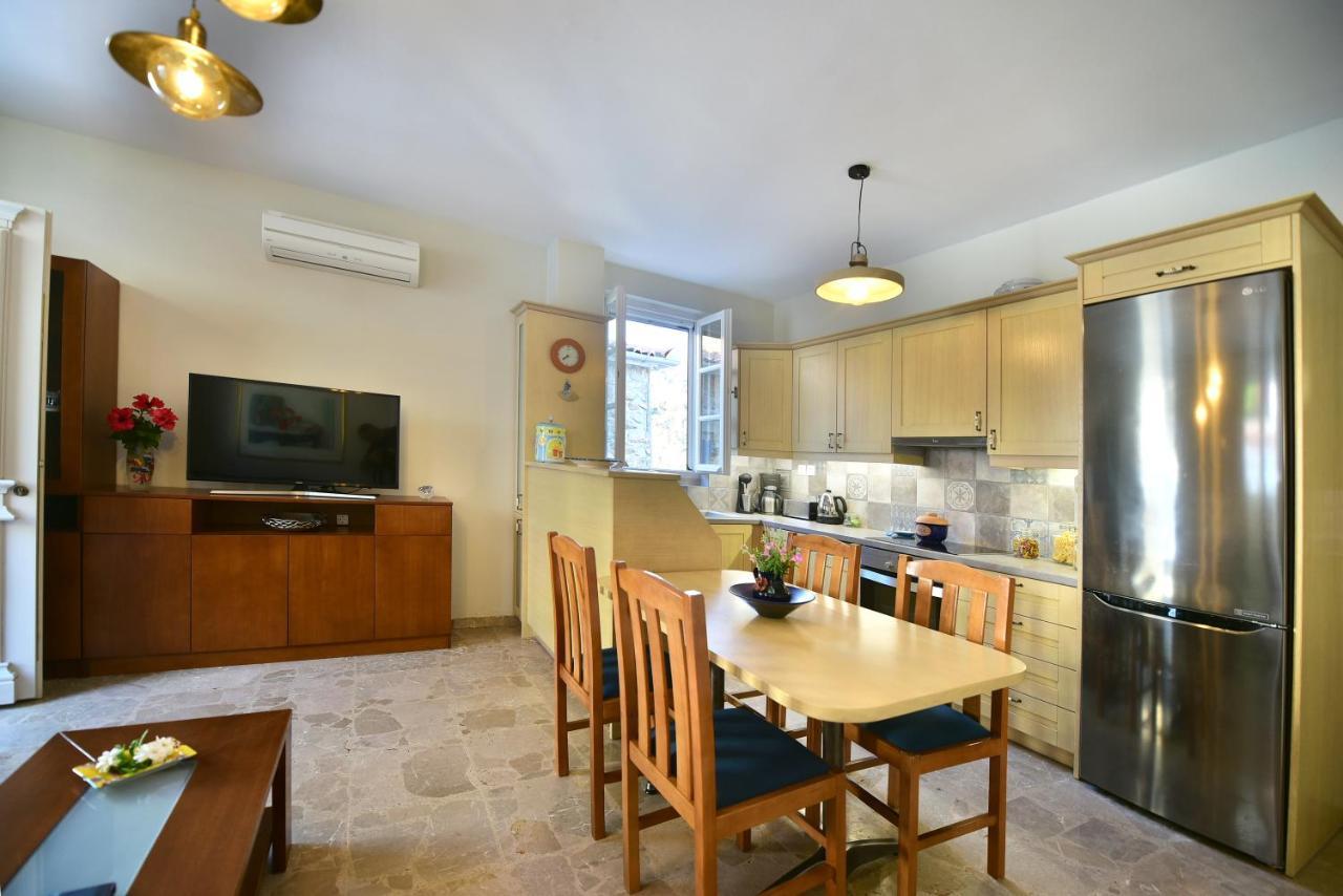 Feel At Home - Family House In Hydra Hidra Exterior foto